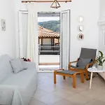 The Grey Nest - Hideaway *