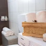 The Grey Nest - Hideaway Apartman Szkópelosz