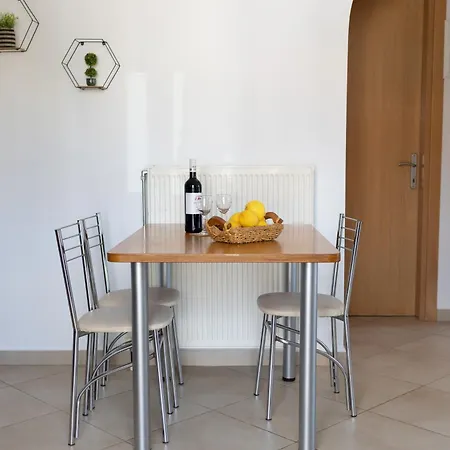 Apartmán Wood & Grey Skopelos