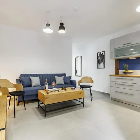 The Grey Nest - Hideaway Skopelos Town