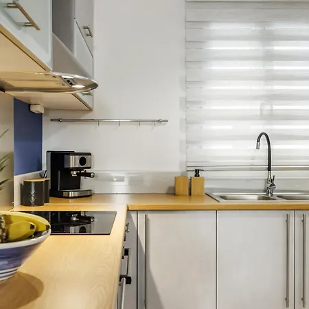 The Grey Nest - Hideaway Apartment